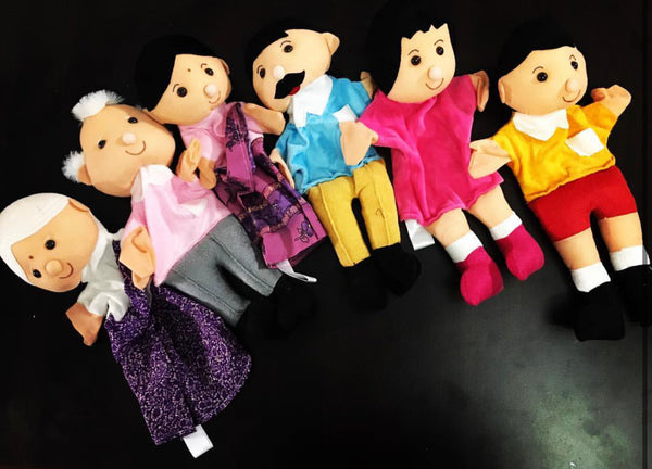 Family (6 pieces) - Hand puppet